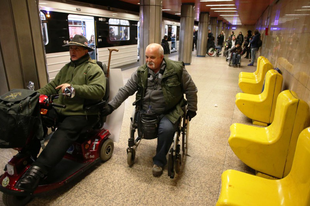 A metró akadálymentesítése kapcsán egyelőre tesznek a mozgássérültekre nagyívben, újra Orbánhoz fordult a szervezetük!