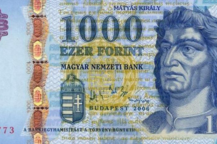 Márciustól jönnek az új ezresek, a régiekkel október végéig lehet majd fizetni