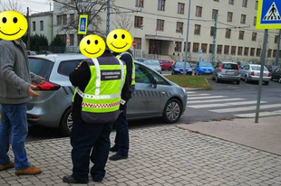 Amikor a közlekedési hatóság is nagy ívben tesz a közlekedési szabályokra Zuglóban