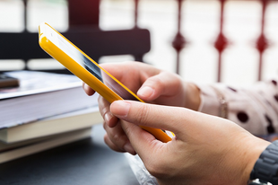 EGYELŐRE TILOS!  Határozatlan időre megtiltotta a Hatóság az sms-üzenettel történő telefonos egyenlegfeltöltést