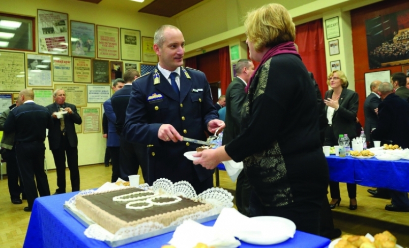 80evesazugloirendorkapitanysag-police-hu.jpg