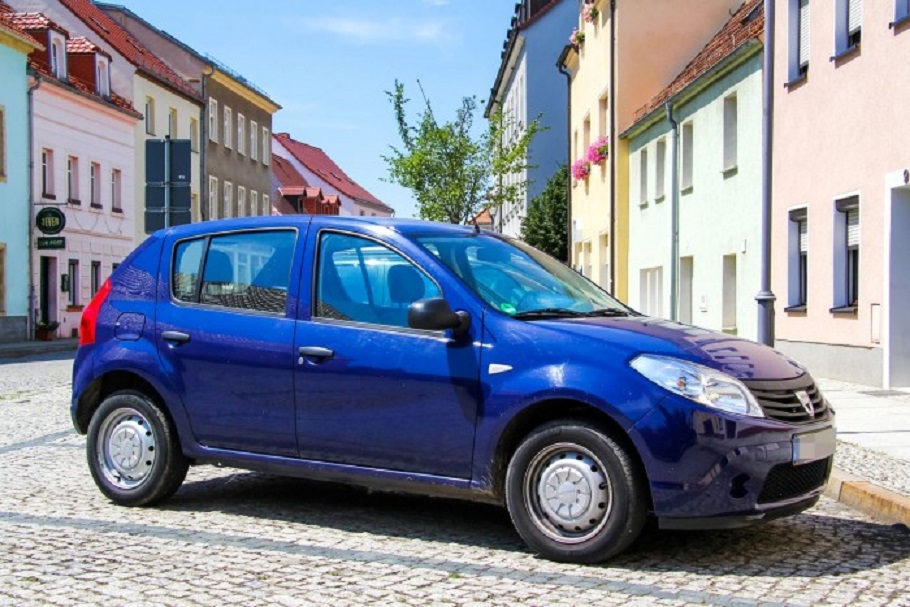 dacia-istock-jooo-700x467.jpg