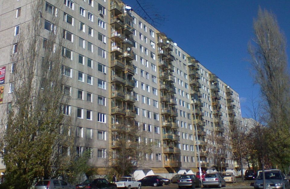 lakotelep-wikipedia.JPG