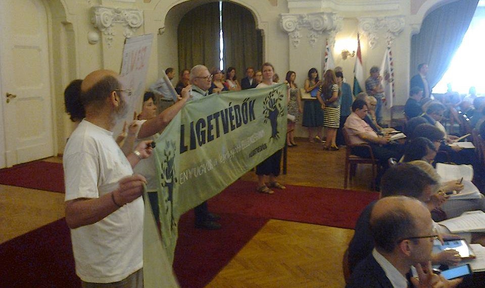 ligetvedok-fovarosikozgyules.jpg
