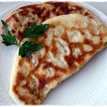 Darált hússal töltött török pite - Kıymalı Pide