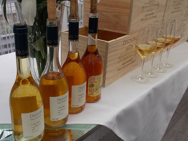 Disznókő Kapi Vineyard 6 Puttonyos Aszú 2015 premier