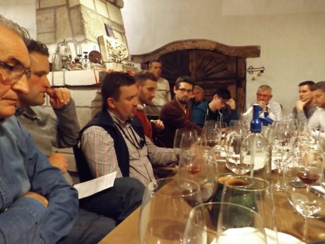 Etyeki Szakcsoport: pinot noir a szeren