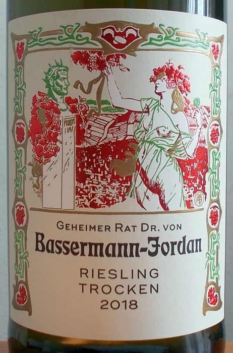 vonbassermannjordanrieslingtrocken2018.jpg