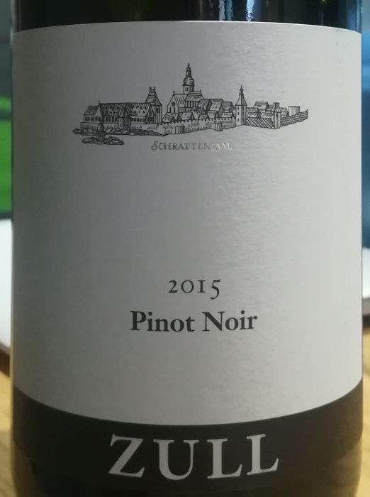 zullpinotnoir2015.jpg