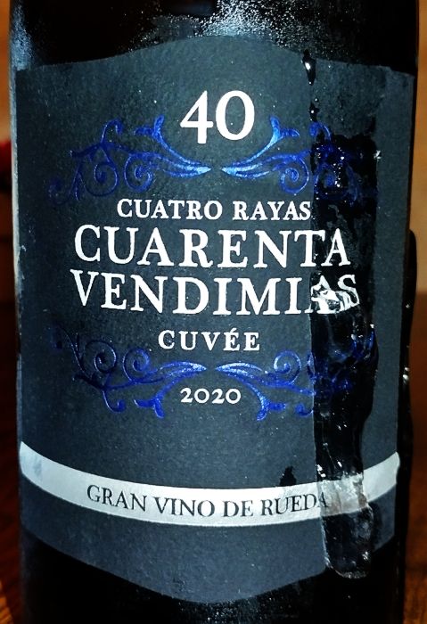 bodegascuatrorayas40vendimiascuvee2020.jpg