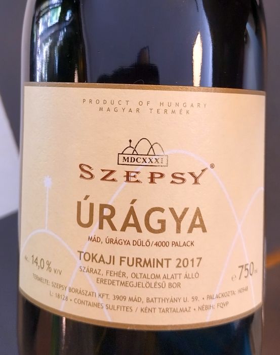 bortarsasagfinewinesnemzetkozifeher7.jpg