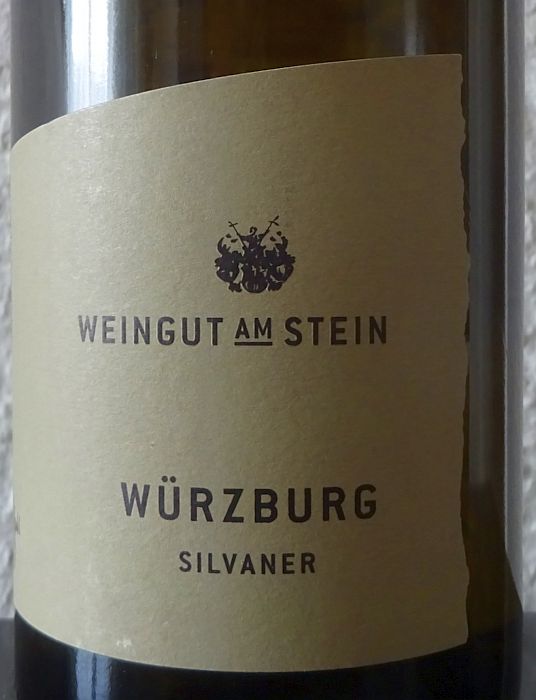 weingutamsteinwurzburgsilvaner2019.jpg