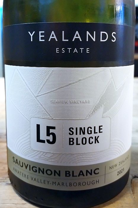 yealandsl5sauvignonblanc2021.jpg