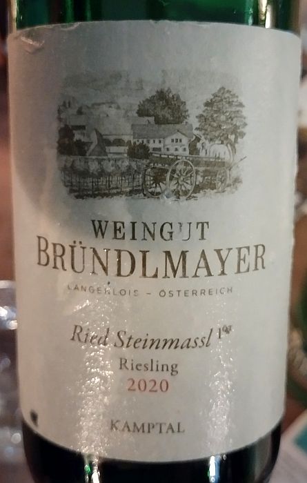 brundlmayersteinmasslriesling2020.jpg