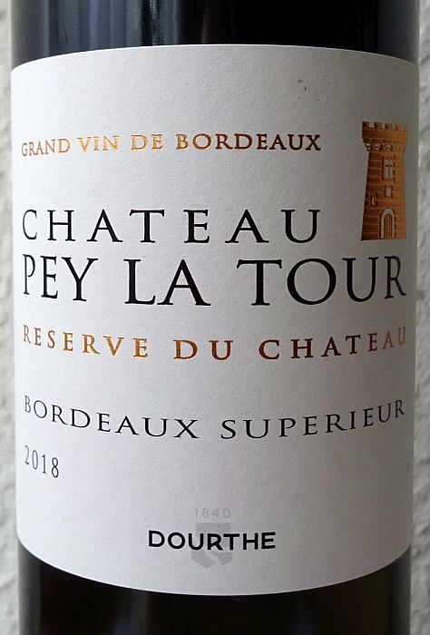 chateaupeylatourreservedechateau2018.jpg