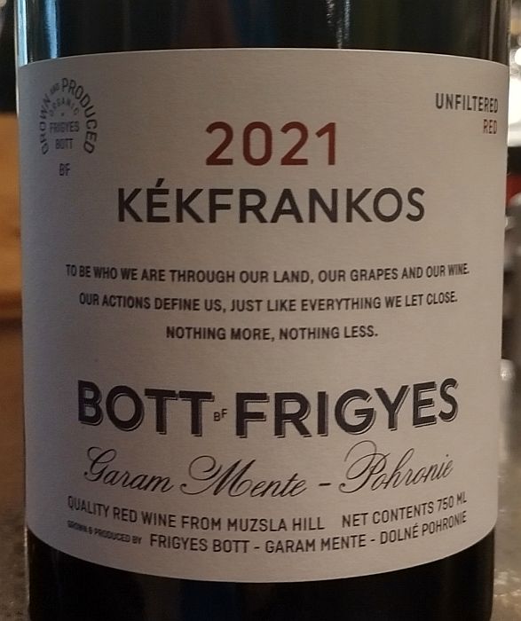 bottfrigyeskekfrankos2021.jpg