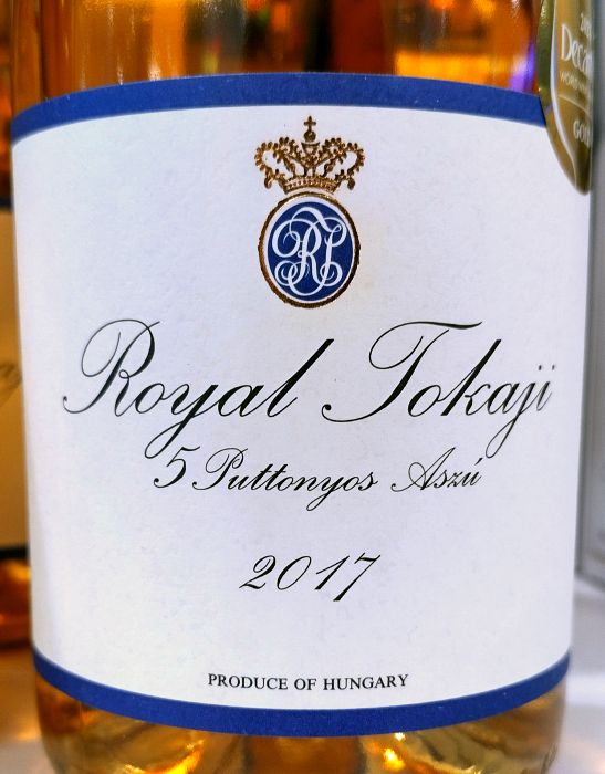 royaltokaji5puttonyosaszu2017.jpg