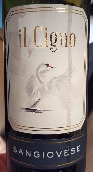 tolloilcignosangiovese2022.jpg