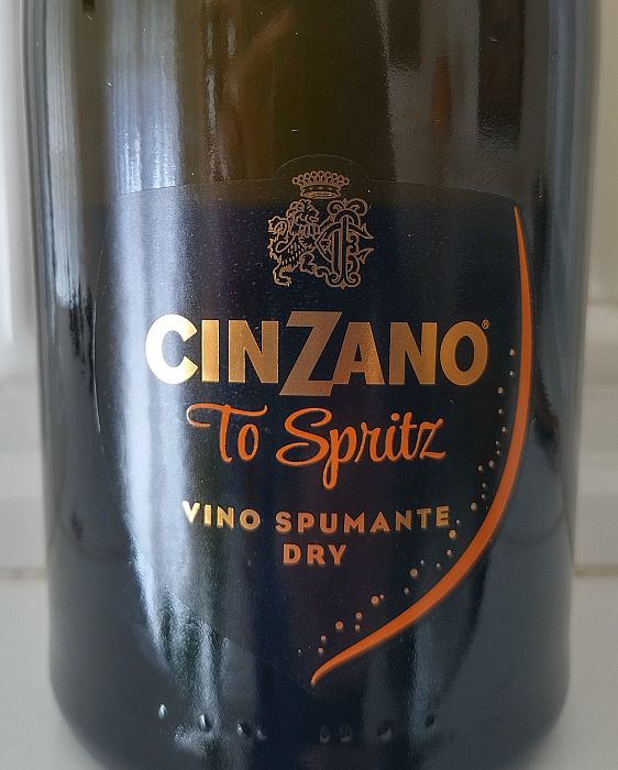 cinzanotospritzvinospumantedry.jpg