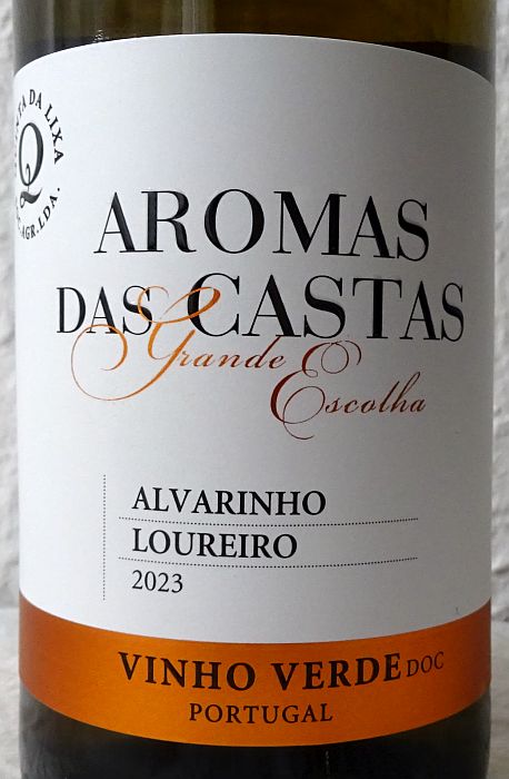 quintadalixaaromadascastasalvarinholoureiro2023.jpg