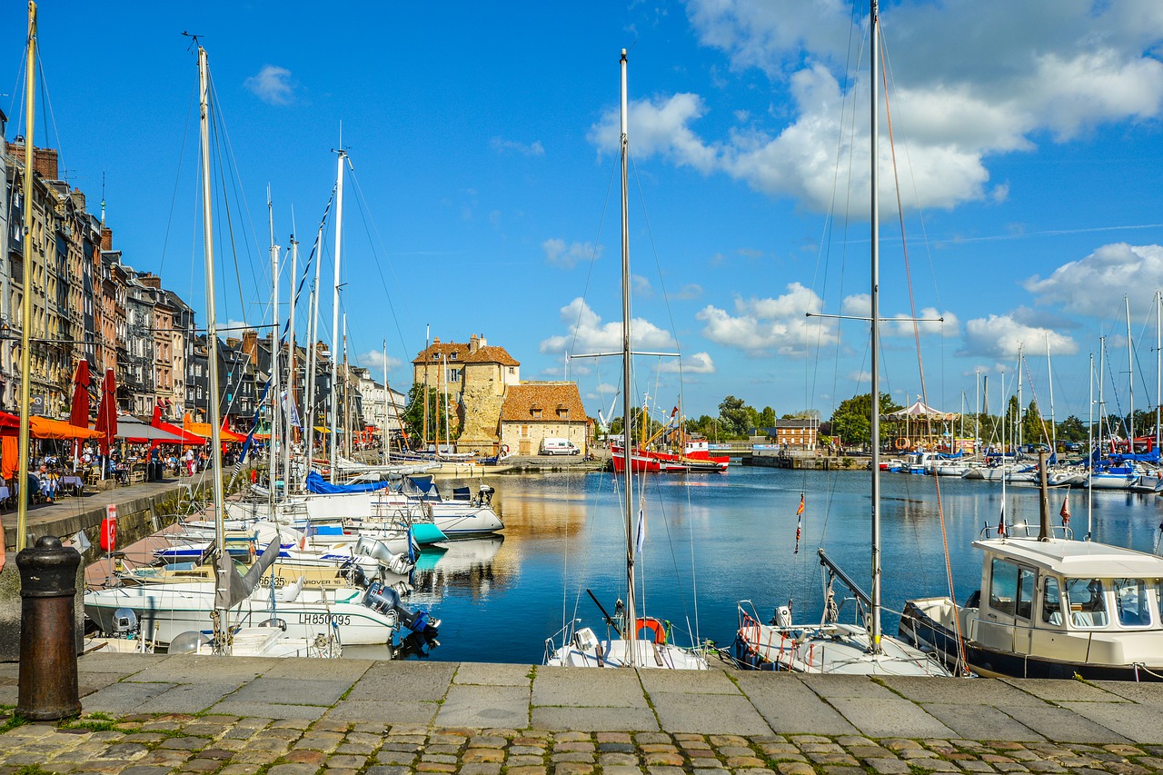 harbor-3120195_1280.jpg