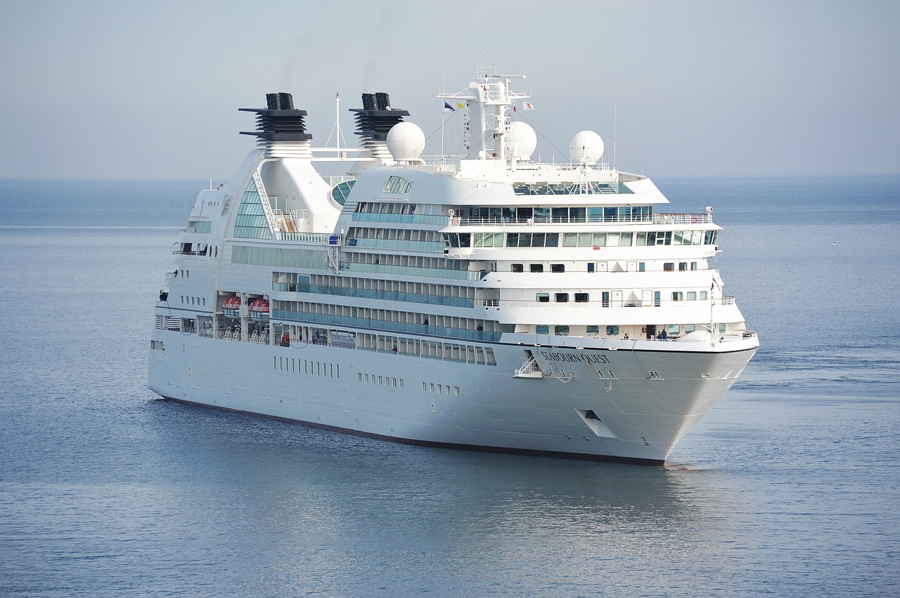 ship-1578528_1280.jpg