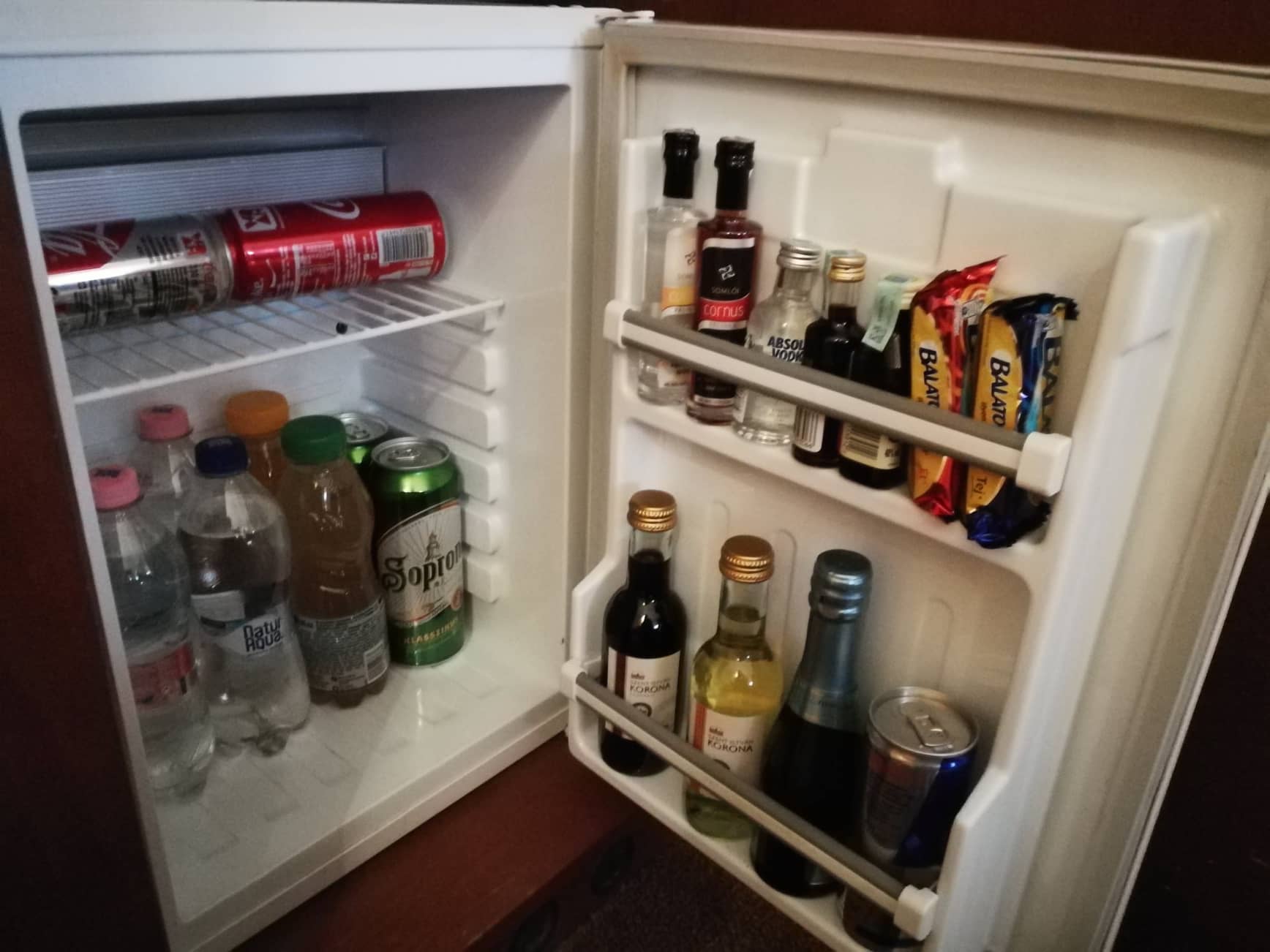 minibar.jpg