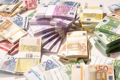 money-euro1.jpg
