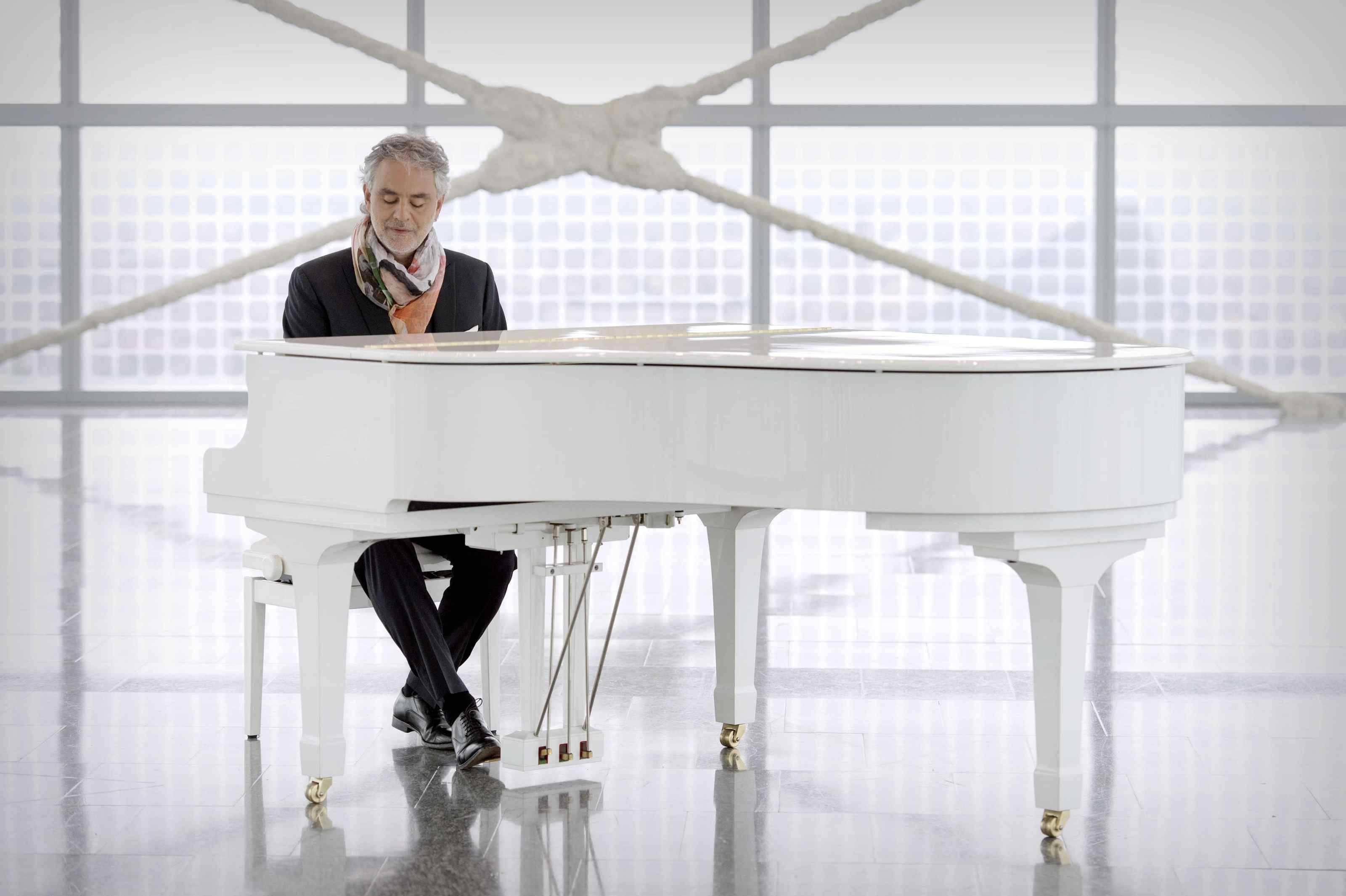 andreabocelli_1.jpg