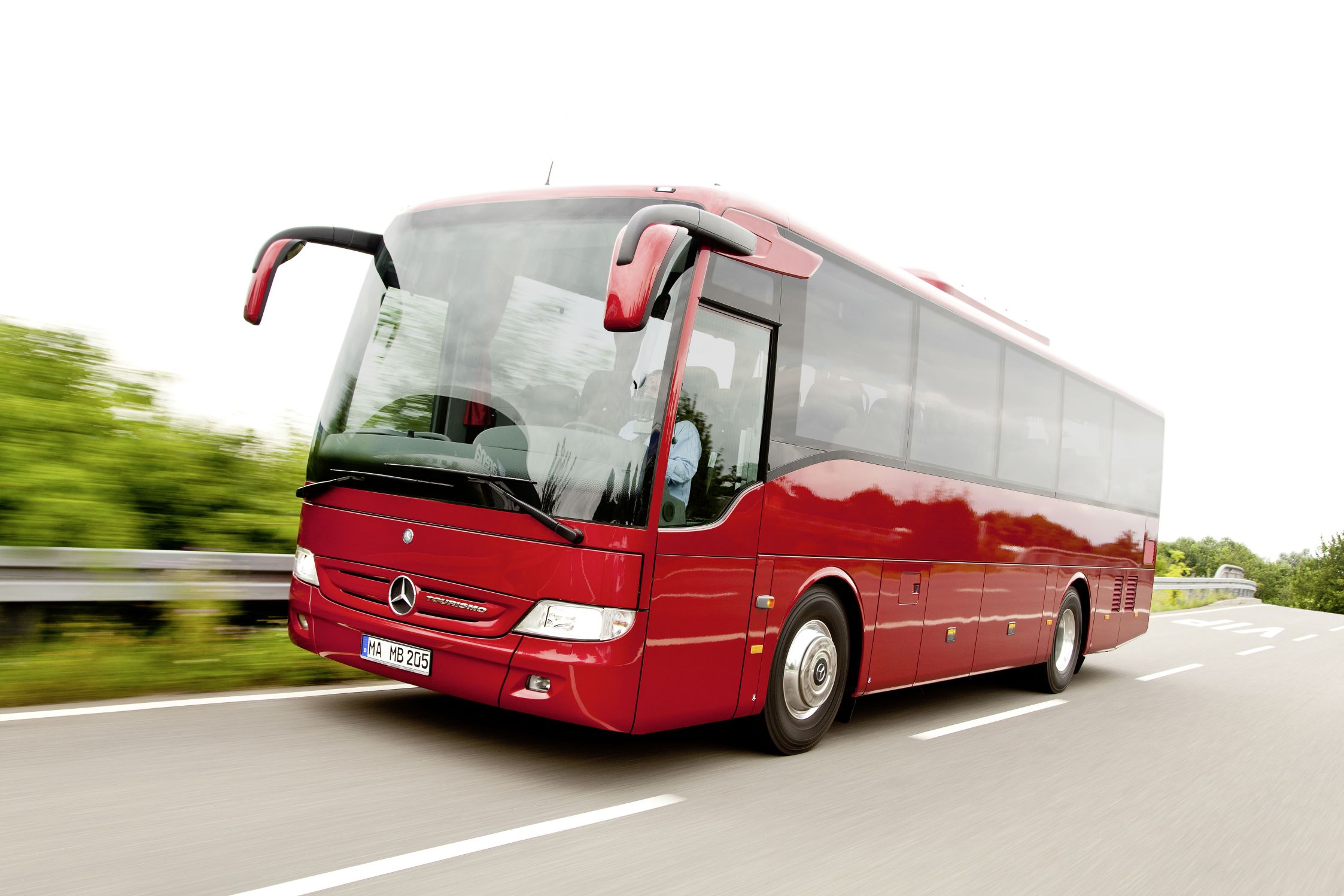 fotokredit-evobus_hungary_-mercedes-benz_tourismo.jpg