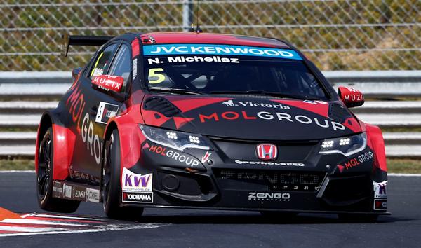 WTCC - PARÁDÉ A HUNGARORINGEN: MICHELISZ AGYONVERTE A MEZŐNYT A MÁSODIK FUTAMON!