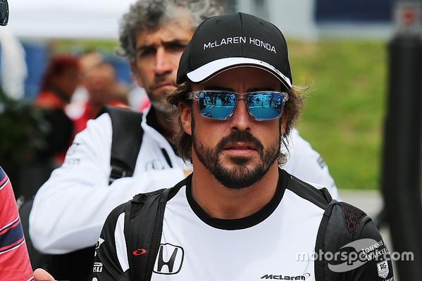 F1 - ALONSO KOMOLY BÜNTETÉST KAPHAT A MCLAREN-HONDA FEJLESZTÉSEI MIATT