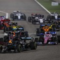 F1: Durva balesetek, piros zászló és sima Hamilton-győzelem Bahreinben