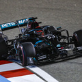 F1: Russell nagyot villant a Mercedesszel, mindkét pénteki edzés az övé