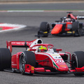 F2: Hiába rajtolt óriásit, csökkent Schumacher előnye