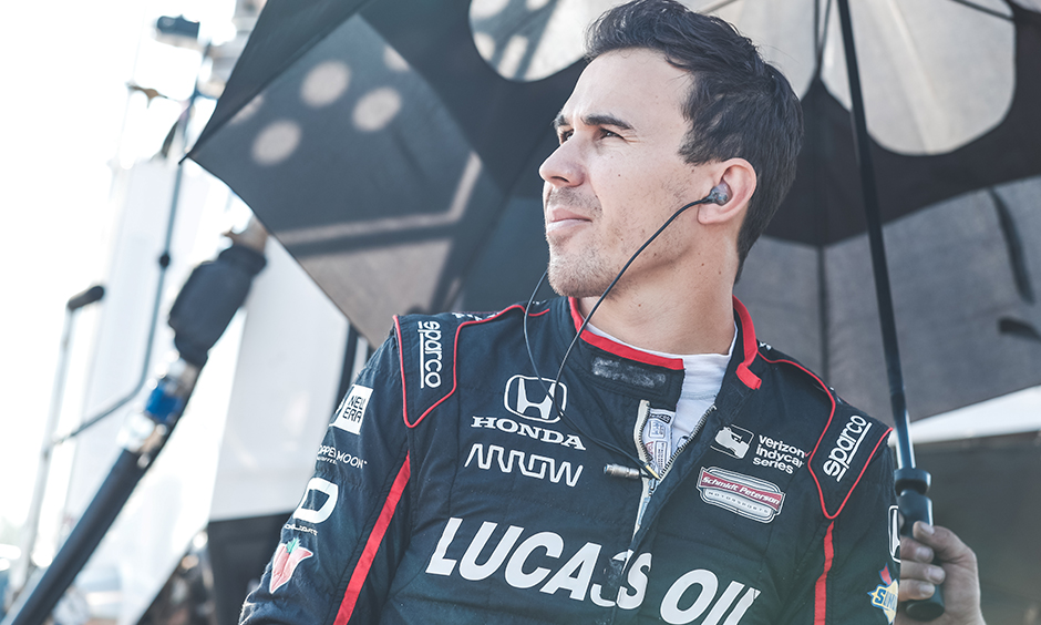 INDYCAR - MÉG HOSSZÚ ÉS KEMÉNY KÜZDELEM ELŐTT ÁLL ROBERT WICKENS