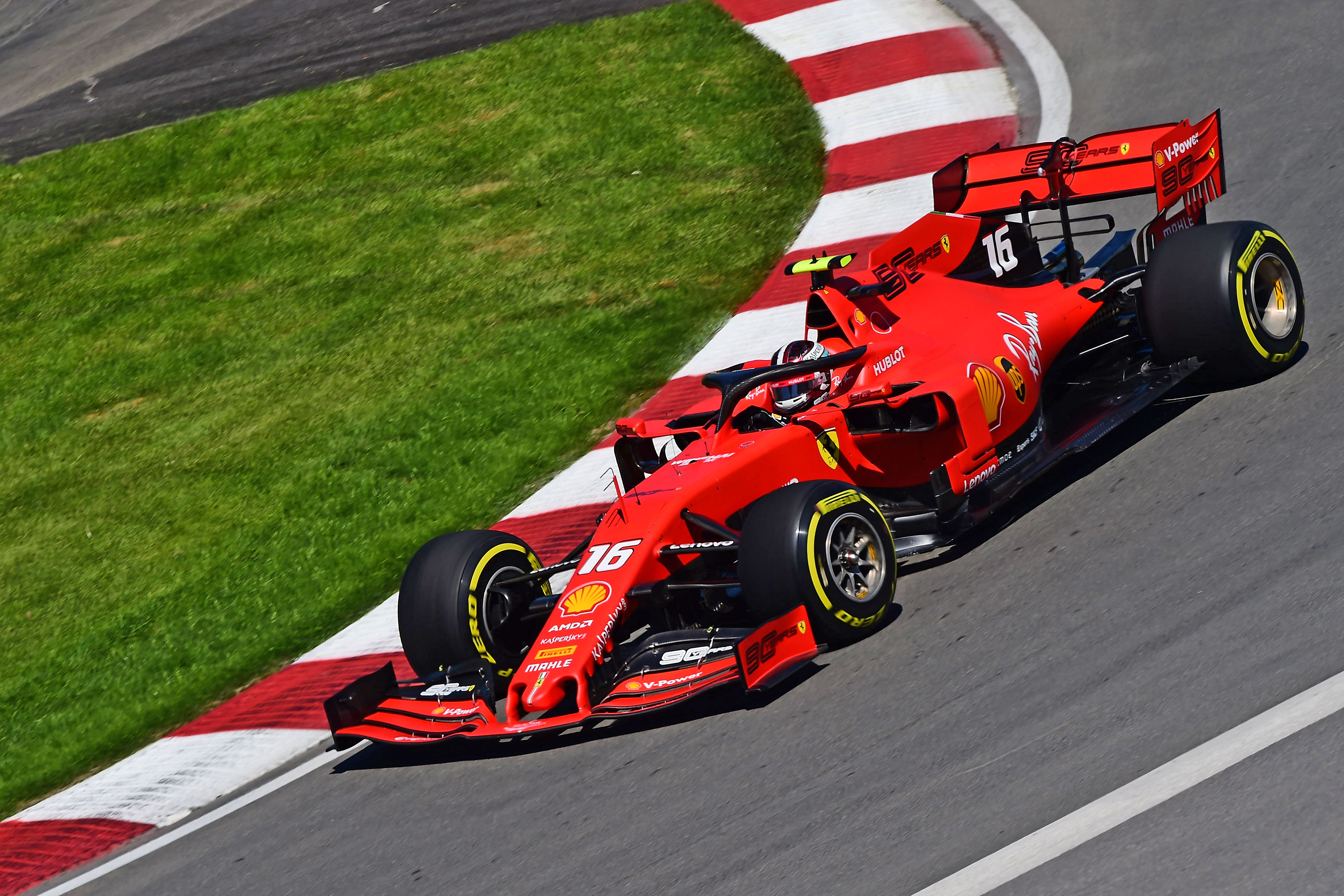 F1: Hiba hiba hátán, kettős Ferrari-vezetés Montrealban
