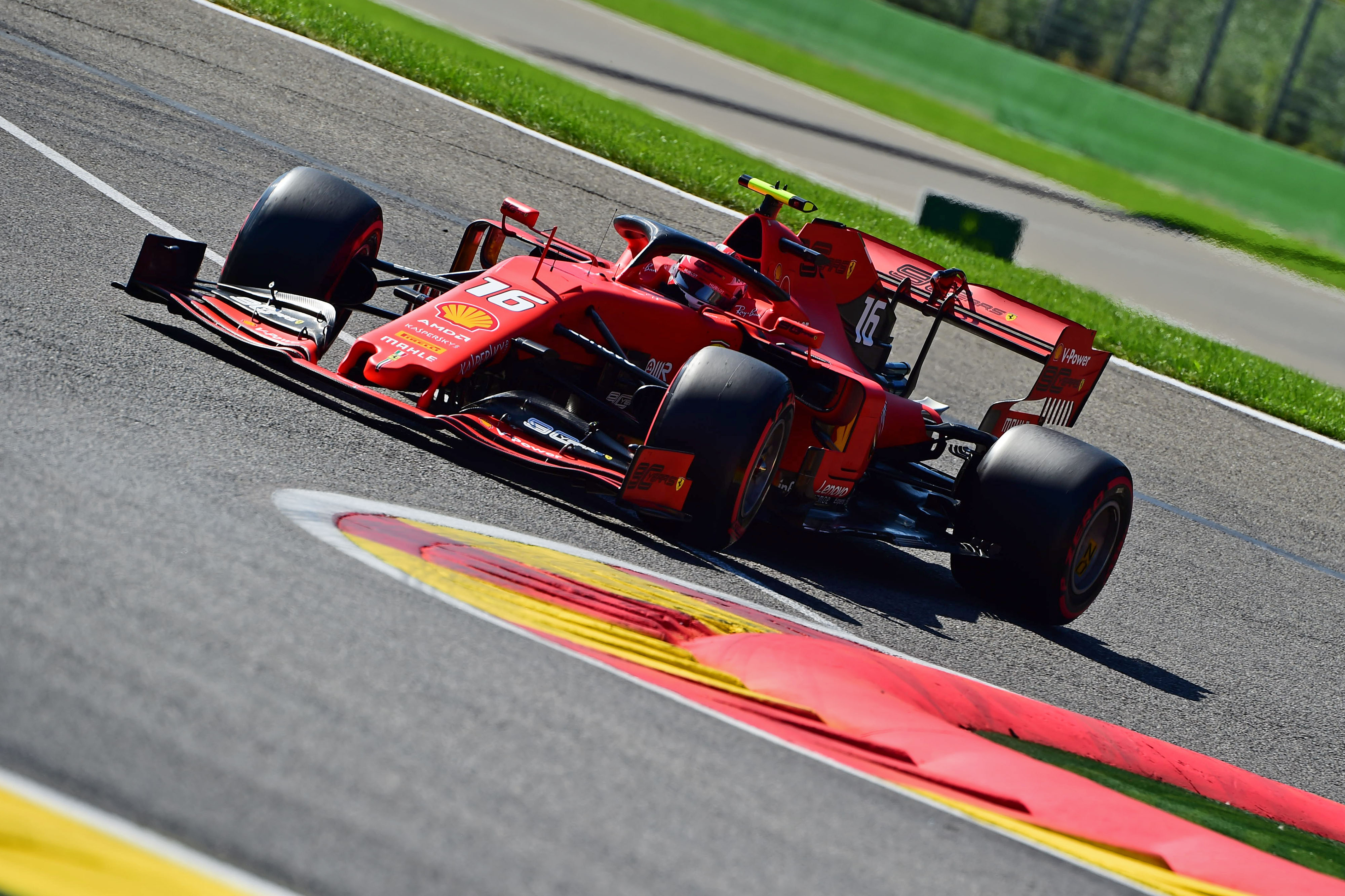 F1: Leclerc leiskolázta a mezőnyt, övé a pole a Belga Nagydíjon!