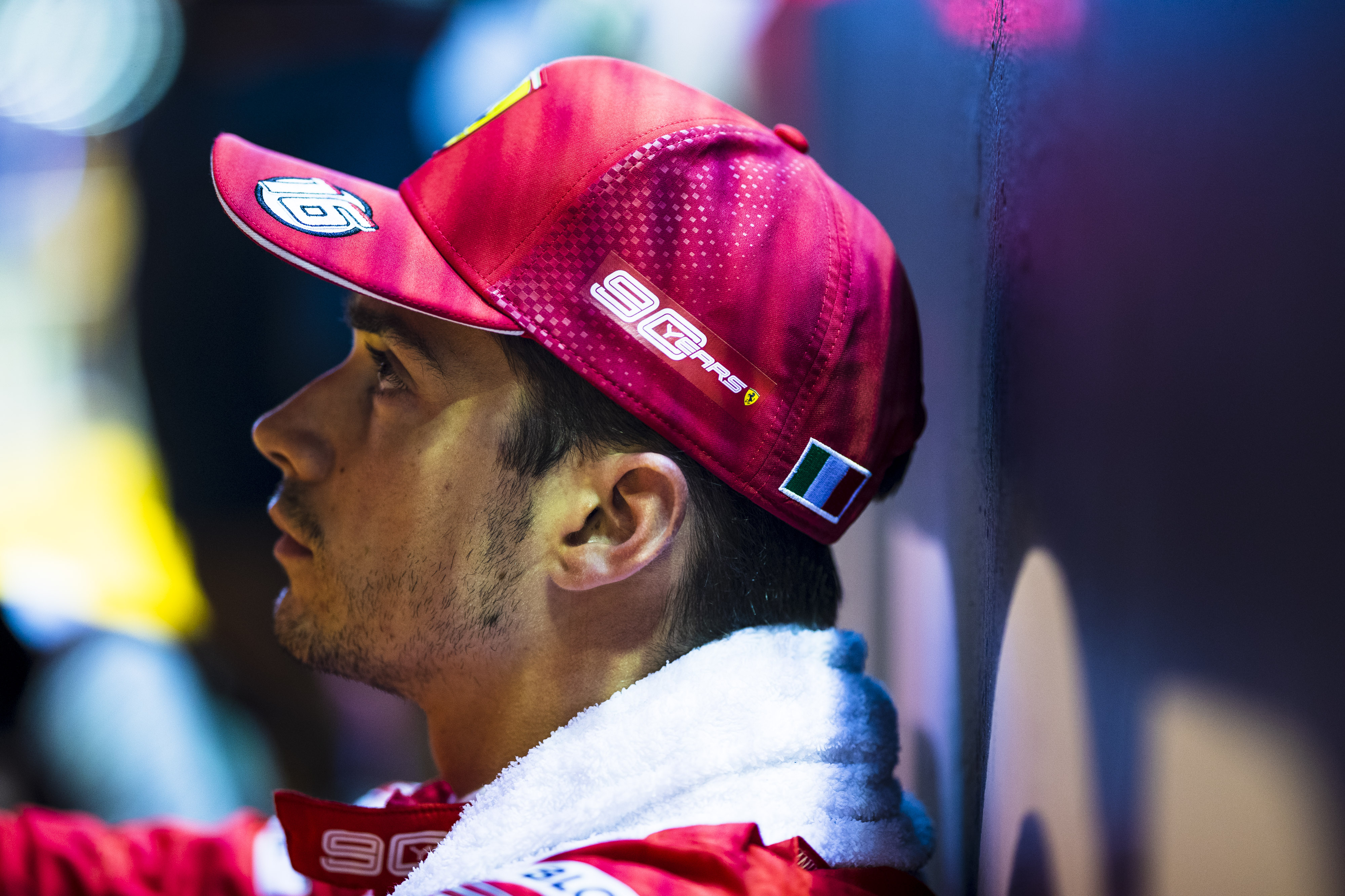 F1: Pozíciócserével hitegette Leclerc-t a Ferrari