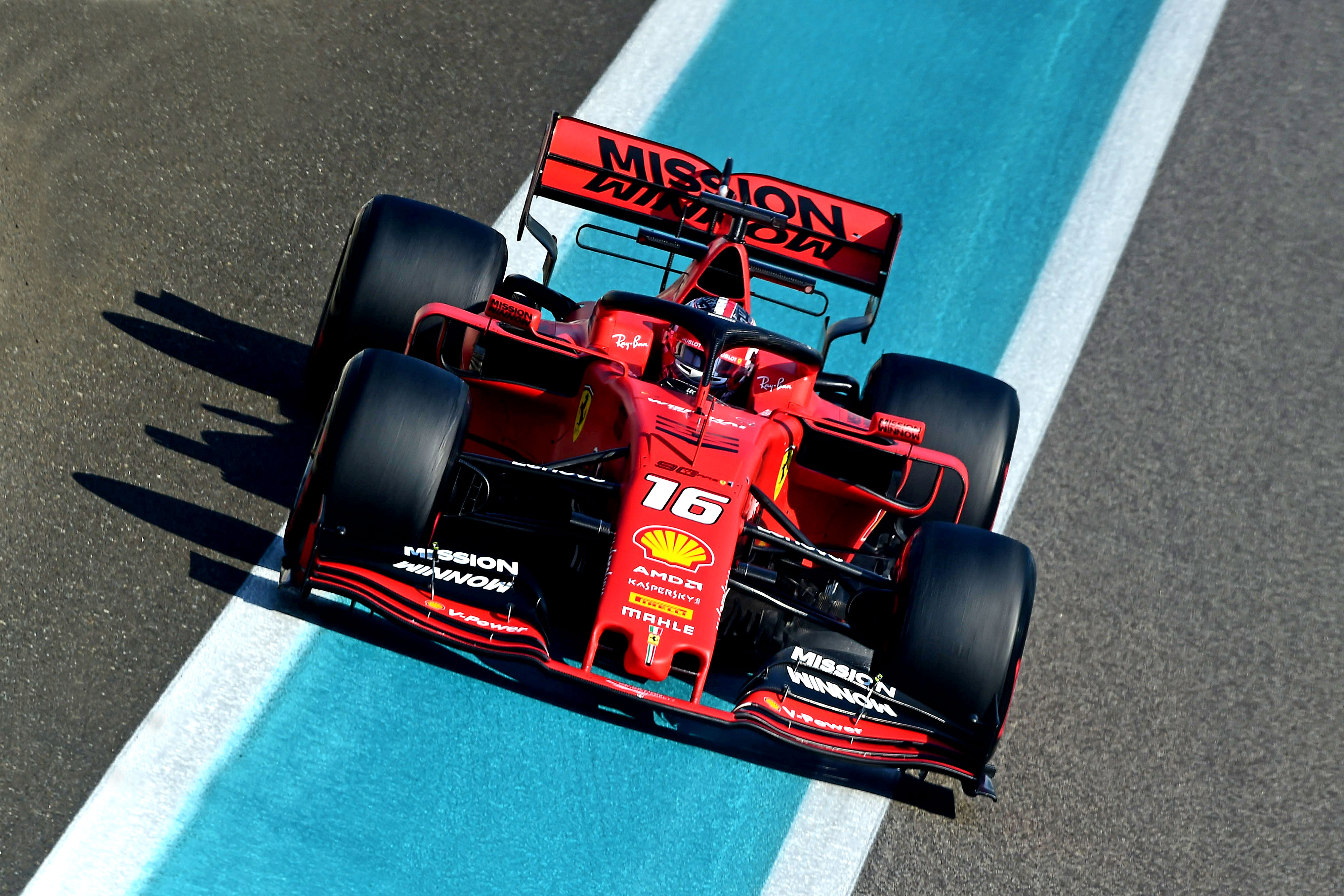 F1: Újra felbukkanhat a Ferrari autóin a botrányt kavaró logó