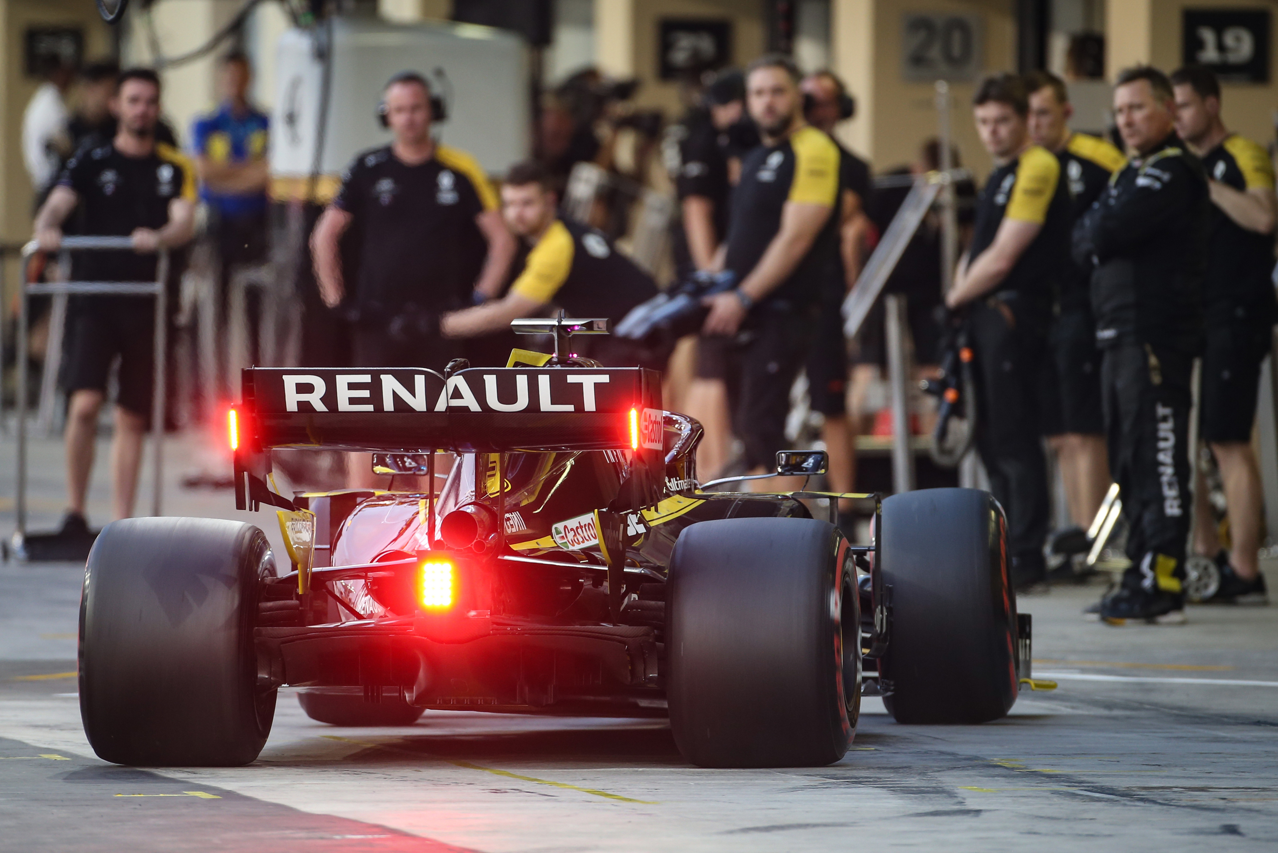 F1: 19 év után távozik a Renault technikai igazgatója
