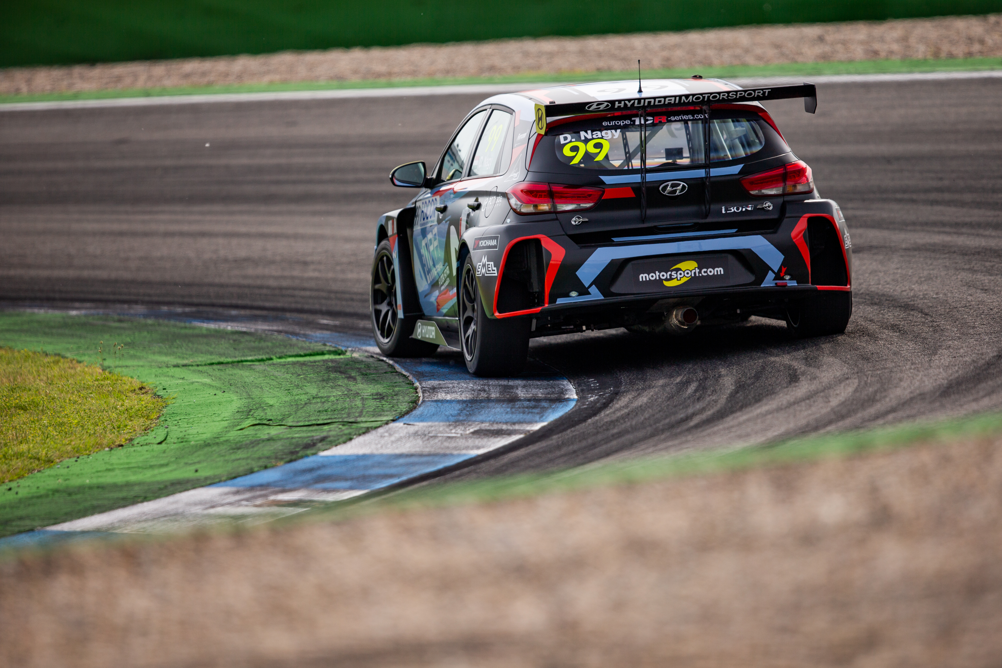 TCR EU - KÜZDELMES HÉTVÉGÉNEK NÉZ ELÉBE A HYUNDAI HOCKENHEIMBEN