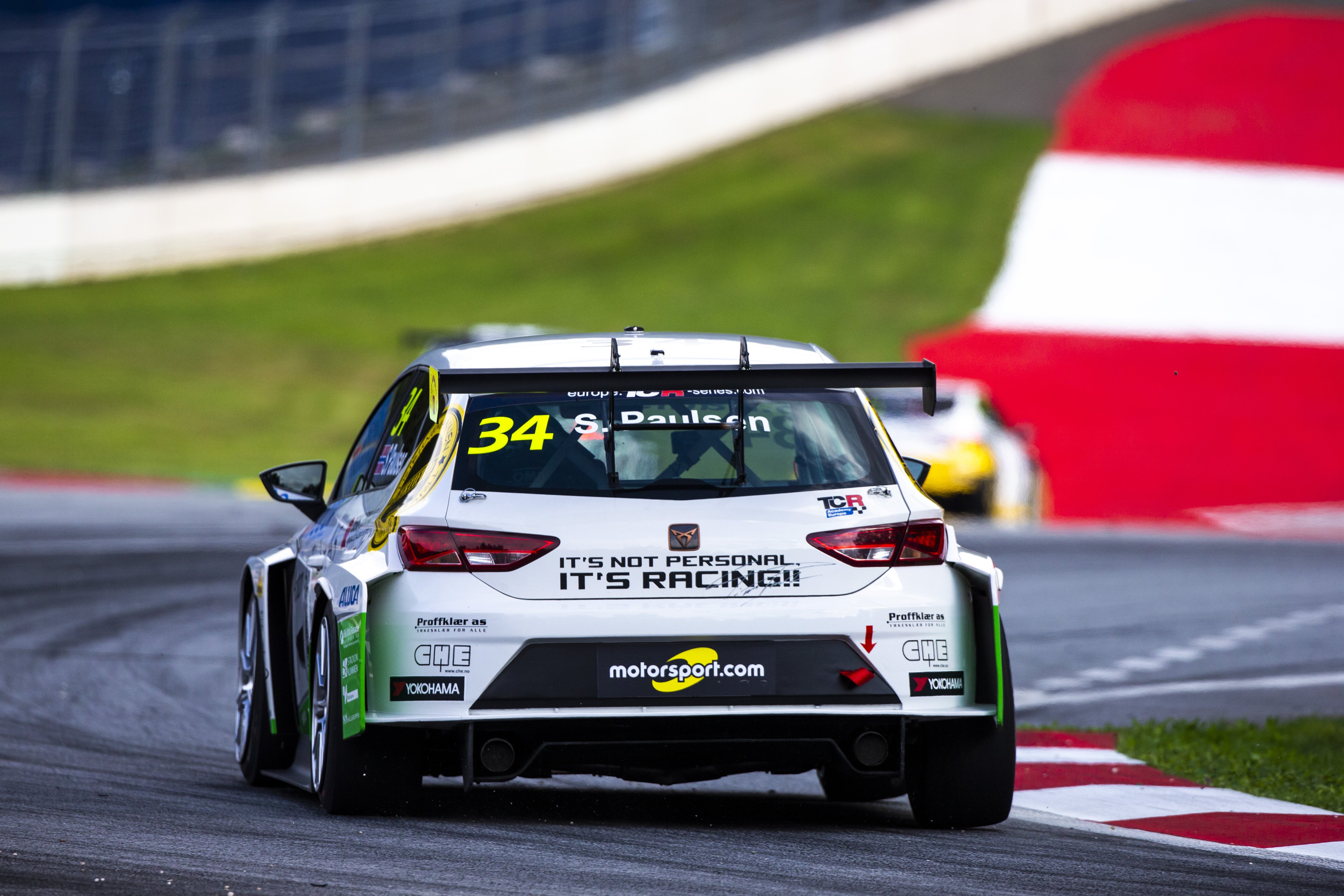 TCR EU: Pénzhiány miatt újabb fordulókat hagy ki Stian Paulsen