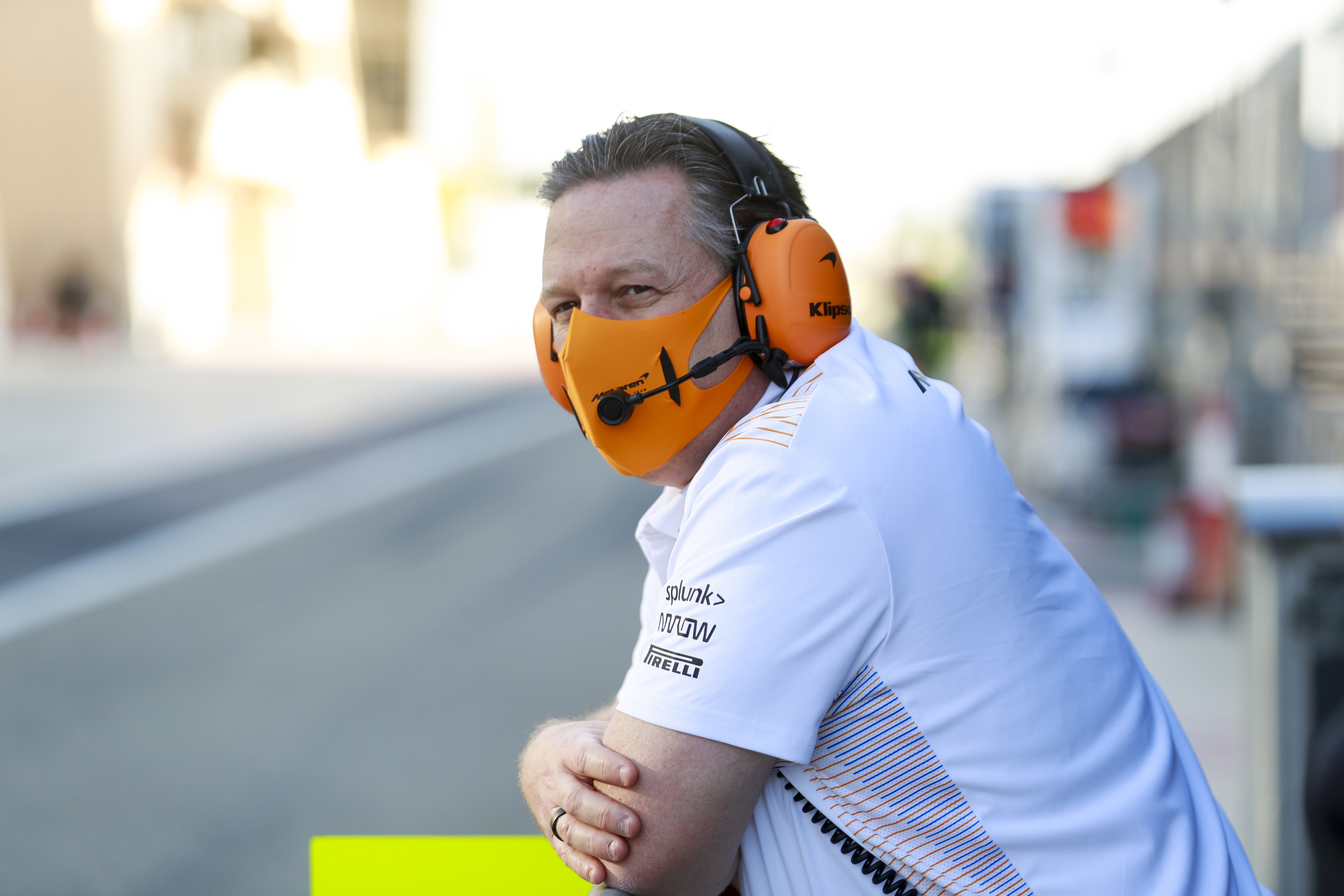 Újra versenyezni fog a McLaren-főnök