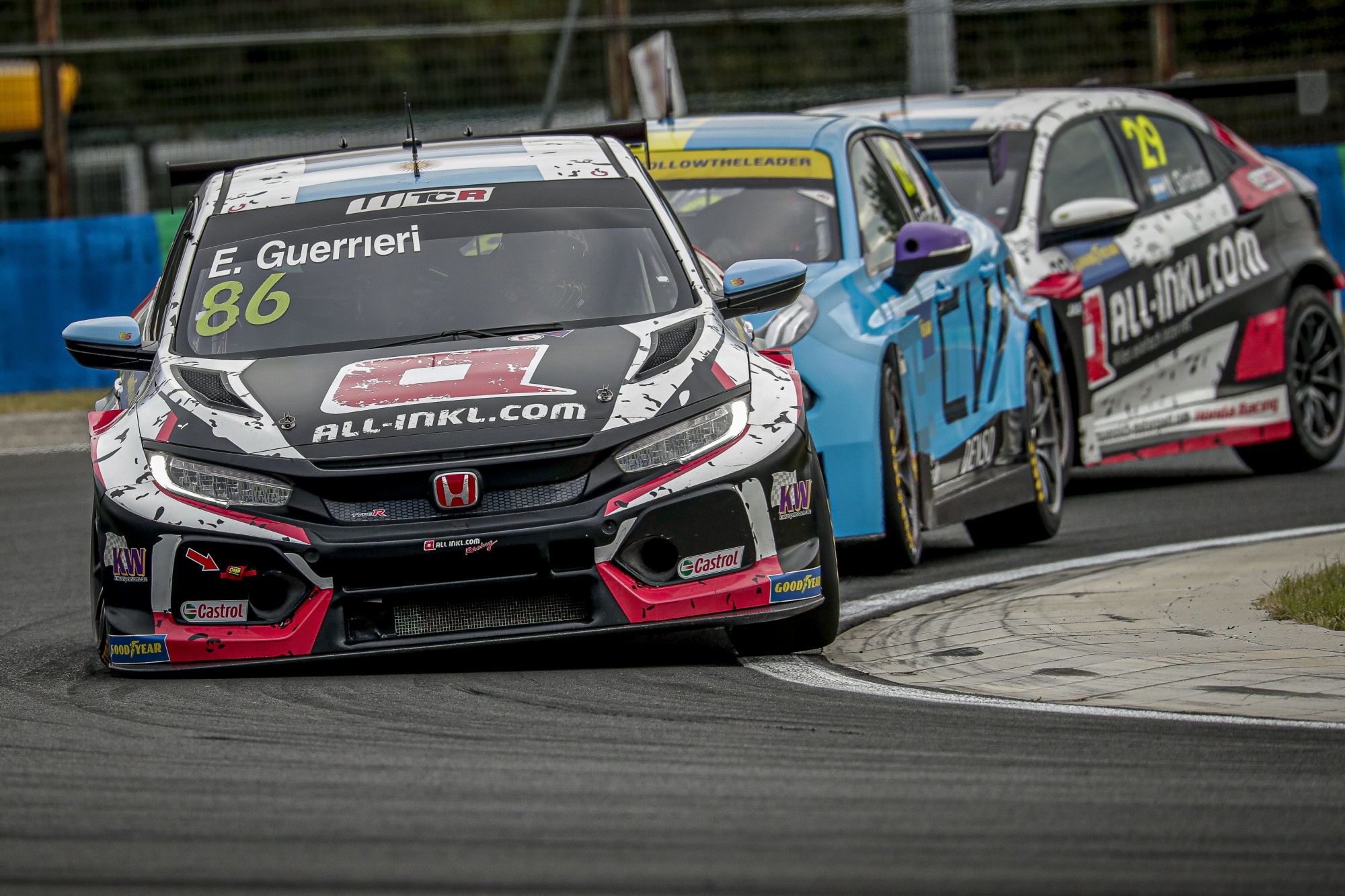 WTCR: Élesedik az Ehrlacher-Guerrieri csata, újabb futamot nyert az argentin