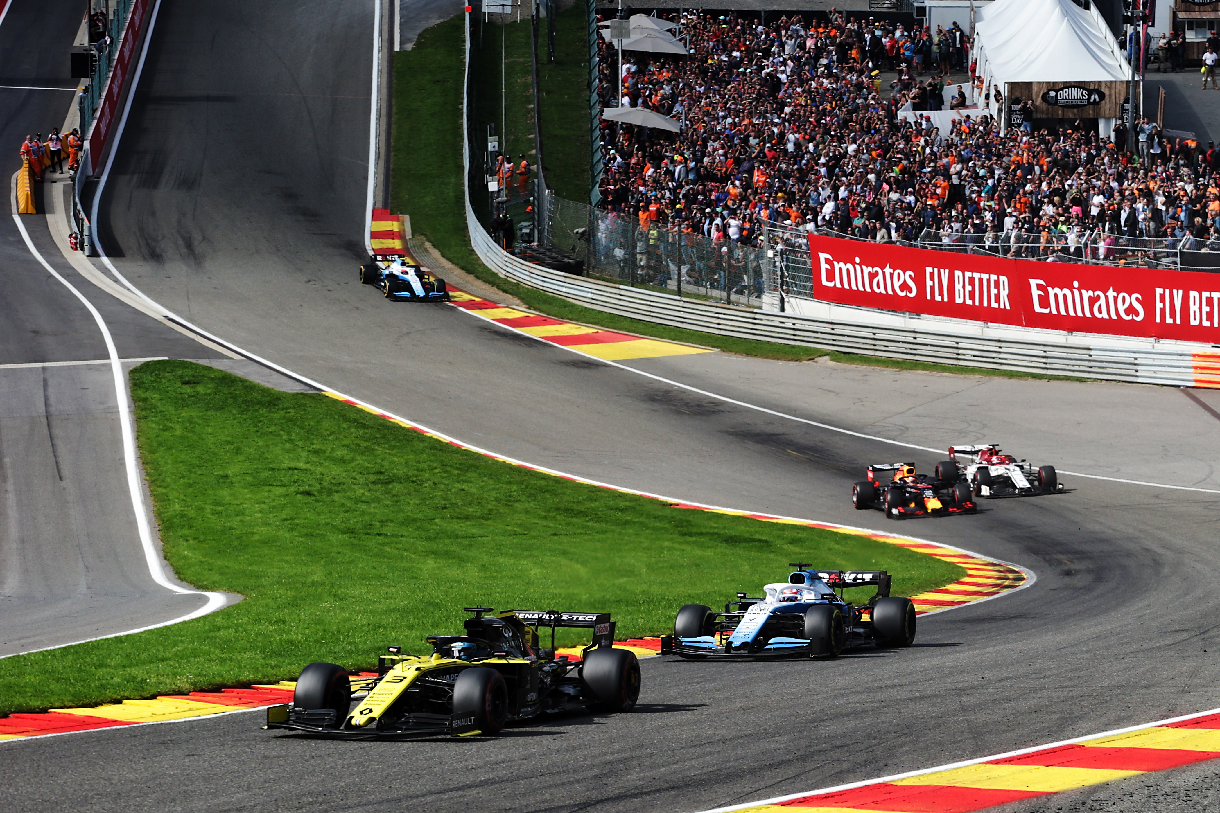 F1: Veszteséges a Renault és a Williams is