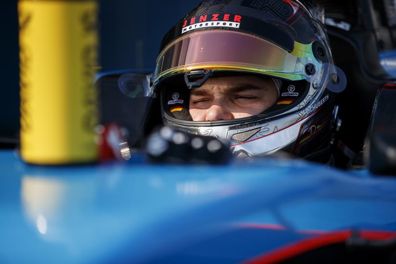 GP3 - CSAPATVÁLTÁS UTÁN RÖGTÖN AZ ÉLEN: BECKMANNÉ AZ ELSŐ HUNGARORINGI EDZÉS