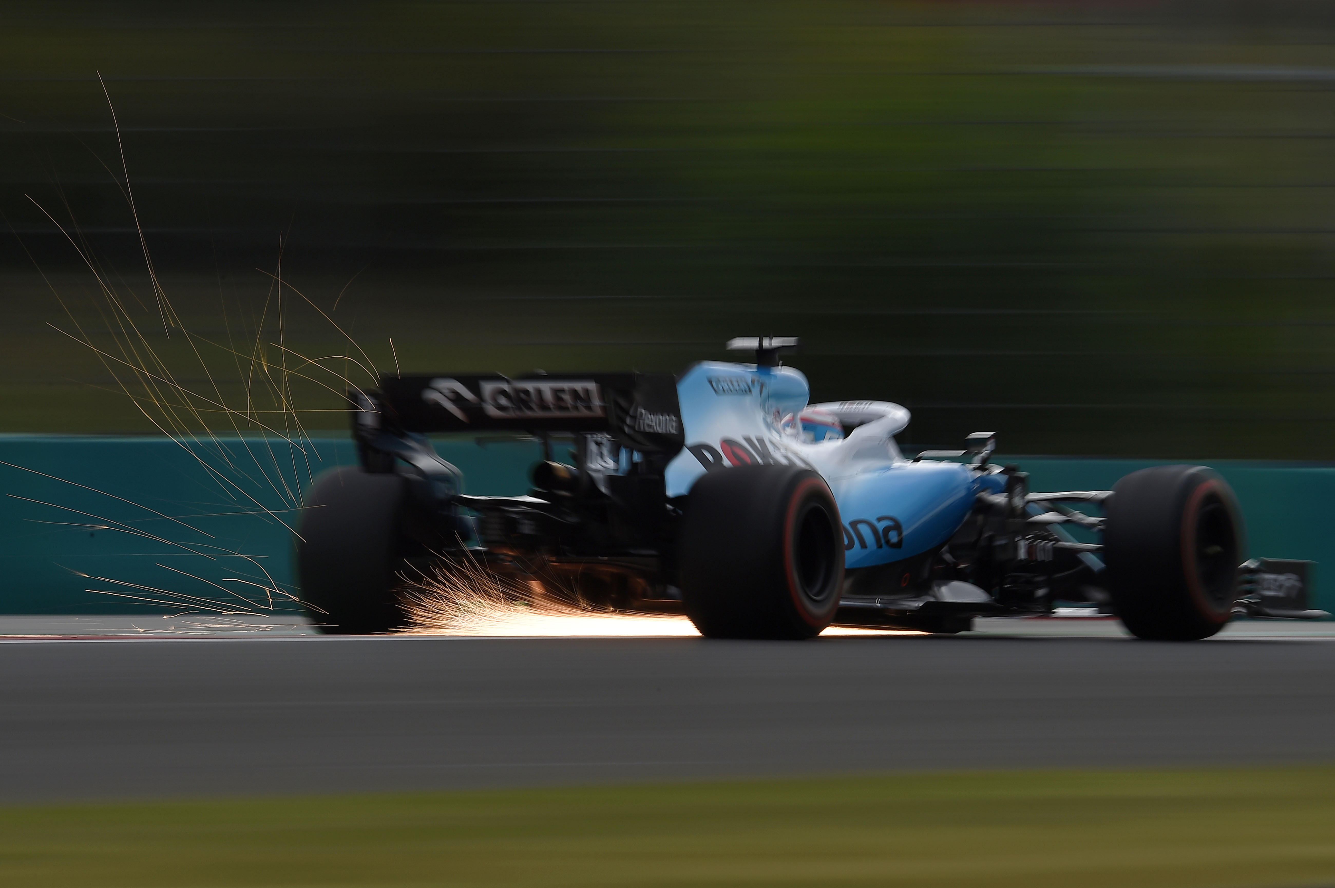 F1: Mentőöv a Williamsnek, új szponzorok jöttek