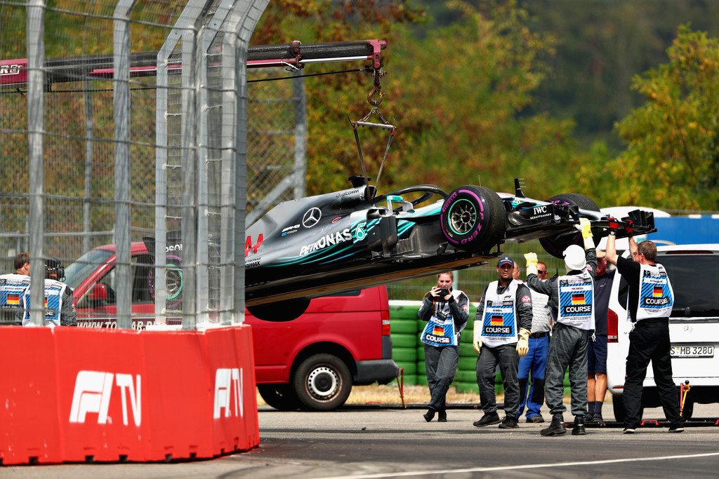 F1 - AKKOR MOST HIBÁZOTT-E AZ IDŐMÉRŐN HAMILTON, VAGY SEM?