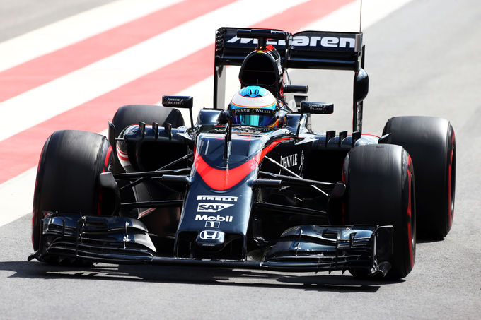 F1 - A MCLAREN IS TELJESÍTETTE A TÖRÉSTESZTEKET